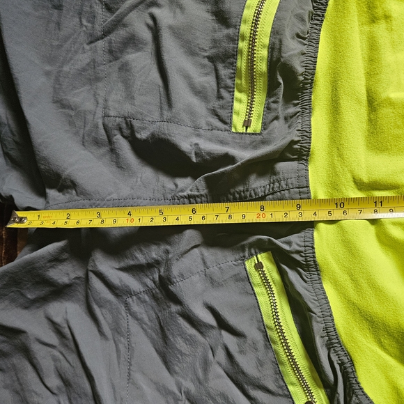 Zumba Fitness Gray and Neon Green Cropped Pants - Picture 3 of 6